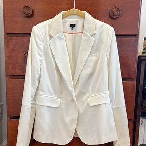 G.I.L.I. White Tailored Blazer with Notched Lapels NWOT Size 8
